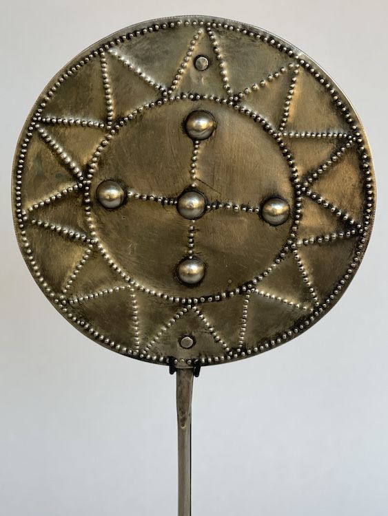 Tupu Mapuche con Decoración Punteada - Joya Ancestral Ceremonial