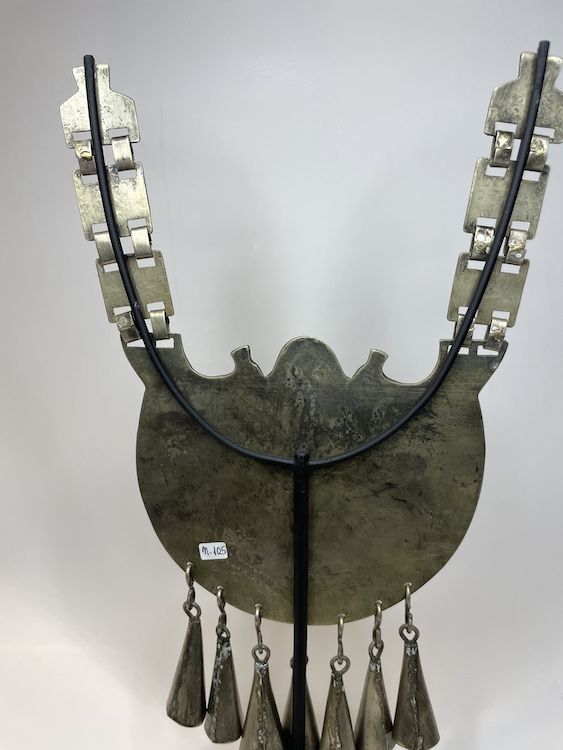 Collarón Mapuche con Aves Enfrentadas y Campánulas - Imagen 2